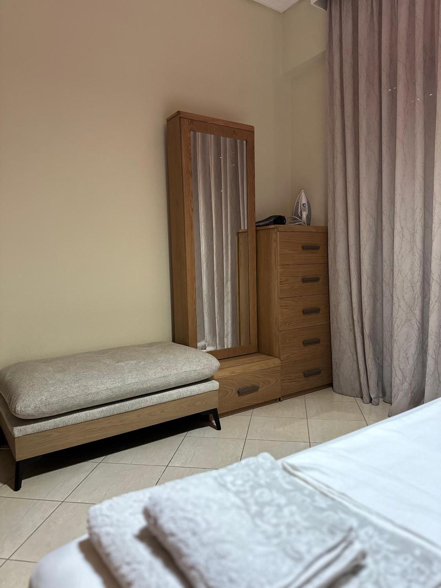 Mandalena Luxury Larissa Apartment מראה חיצוני תמונה